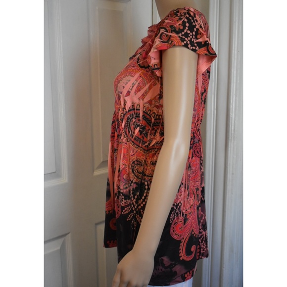 NWT| Unity World Wear {PETITE PAISLEY TOP} - Picture 9 of 9